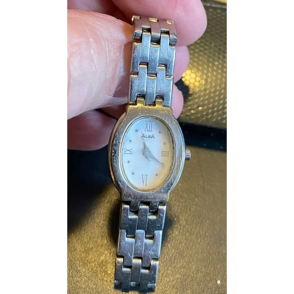 Women's Silver Tone Alba Watch, Link Bracelet Band, New Battery